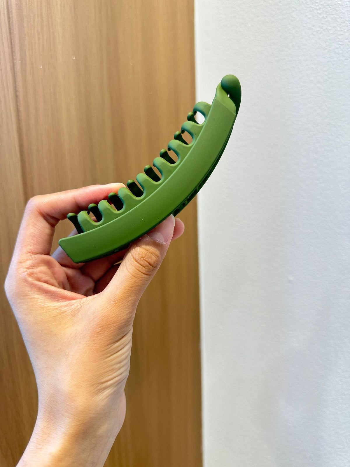 13 CM Vertical Banana Hair Clip