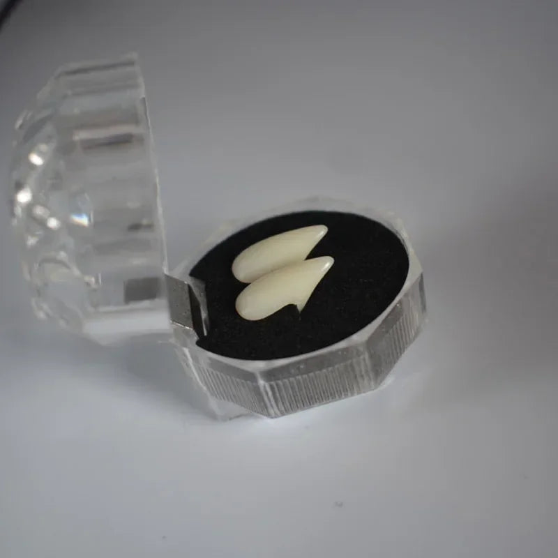 Vampire Teeth Fangs [1 PAIR / LIMITED STOCK]